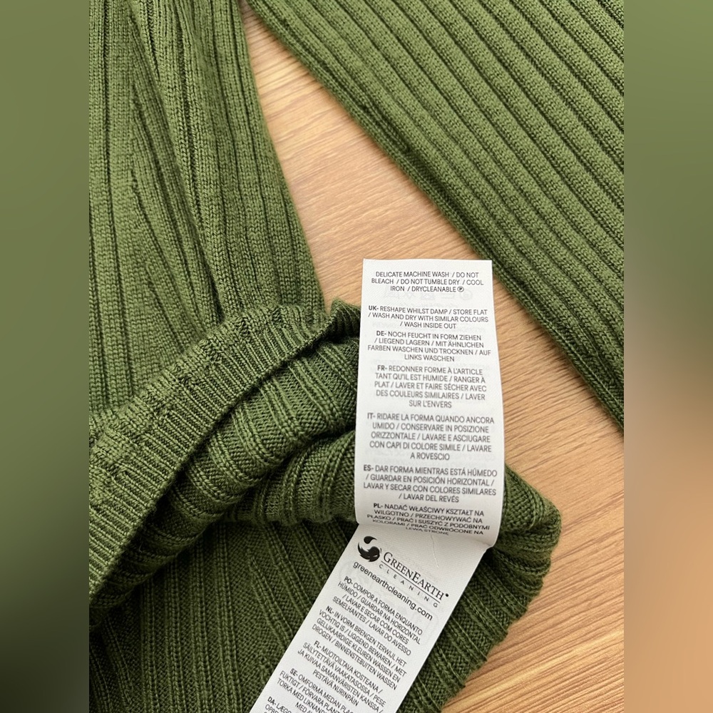 Boden Olive Green Ribbed 100% Merino Wool Sweater Women XS Crewneck Capsule - Picture 4 of 7